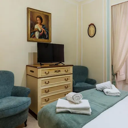 Guesthost - Piazza Navona Elegant