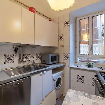 Appartement Guesthost - Piazza Navona Elegant *