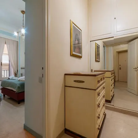 Guesthost - Piazza Navona Elegant *