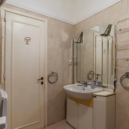 Guesthost - Piazza Navona Elegant *