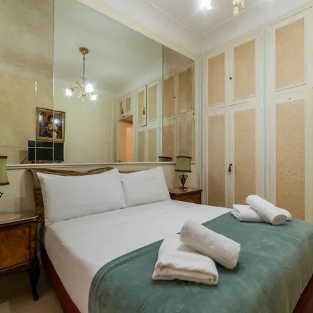 Guesthost - Piazza Navona Elegant